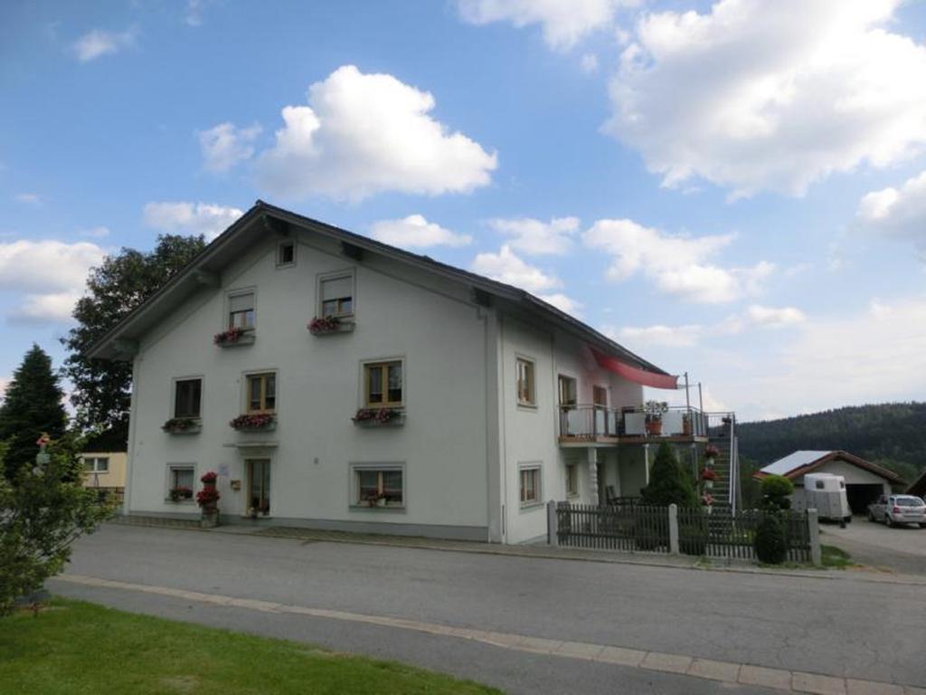 Ferienhaus Gustl Bischofsreut ภายนอก รูปภาพ